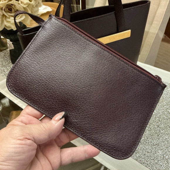 Gucci Tote and Wristlet - Picture 8 of 16